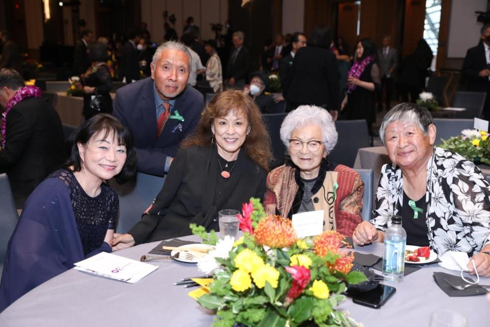 Teri Lim, Nao Magami, Tami Hirai, Bev Iba, and June Aoki